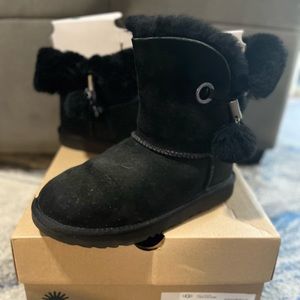 Girl UGG boots